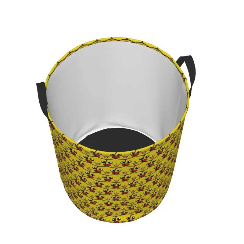 Pikachu Wzór Bezszwowy Pokemon – Men Accessories Hamper recenzja i cena