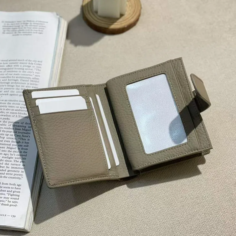 Portfel damski ze skóry bydlęc – Bifold Leather Wallet recenzja i cena