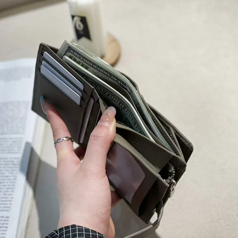 Portfel damski ze skóry bydlęc – Bifold Leather Wallet recenzja i cena