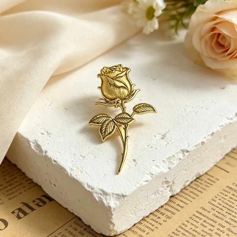 Spersonalizowana broszka męska – Men Accessories For Birthday Gift recenzja i cena
